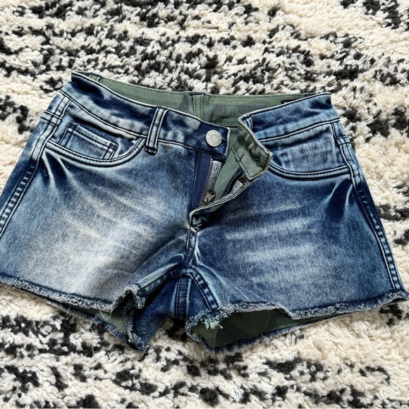 Reversible Size 3 Flipside Shorts - Picture 1 of 7